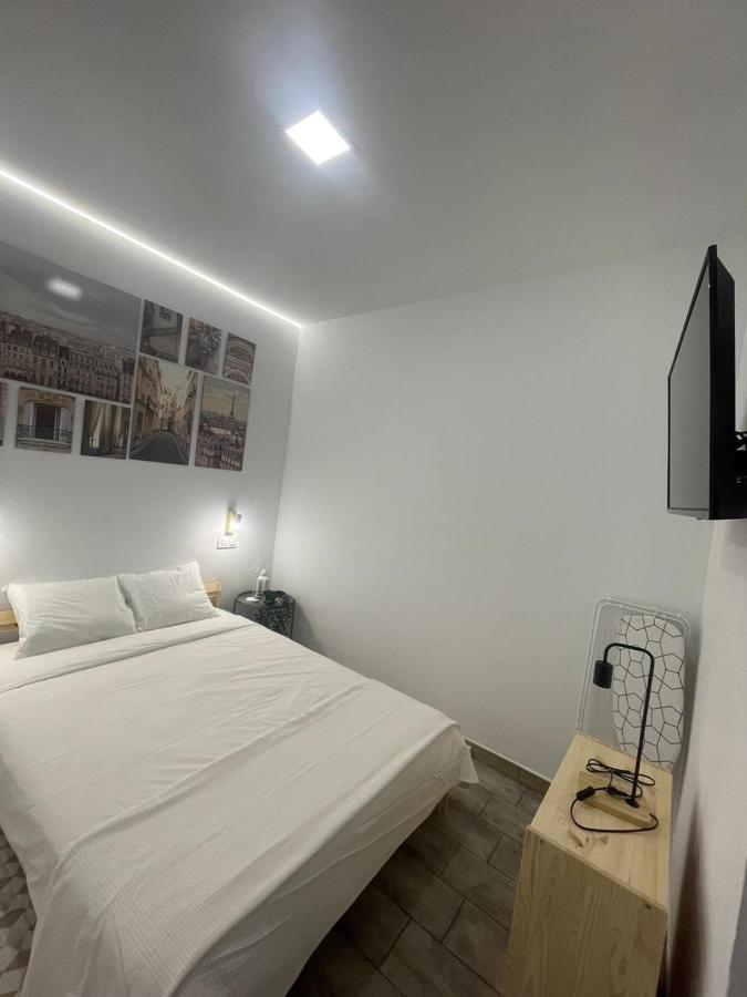 Apartamentos Jap Villaamil Madryt Zewnętrze zdjęcie